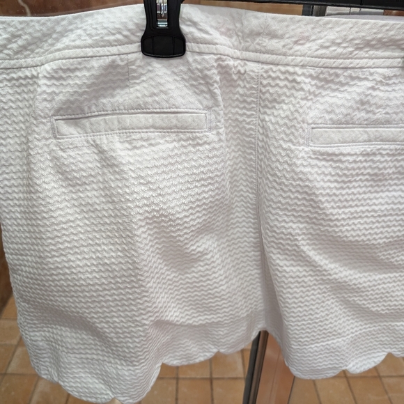 Colette Scallop Hem Skort White - Picture 2 of 3
